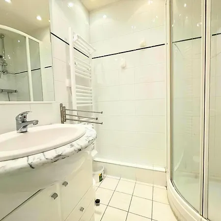Grande Masse - De 19m² Pour 3 Personnes Avec Balcon Expose Sud Mae-5774 아파트 *