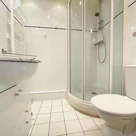 Grande Masse - De 19m² Pour 3 Personnes Avec Balcon Expose Sud Mae-5774 * 생마르탱 드 벨빌
