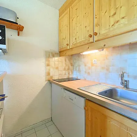 Grande Masse - De 19m² Pour 3 Personnes Avec Balcon Expose Sud Mae-5774 Appartement